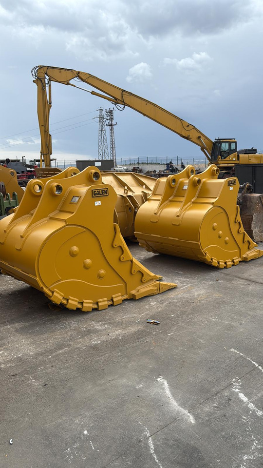 Komatsu PC350 Heavy Duty Bucket - 굴삭기 버킷 크롤러 굴삭기 용 : 사진 4 Komatsu PC350 Heavy Duty Bucket - 굴삭기 버킷 크롤러 굴삭기 용 : 사진 4