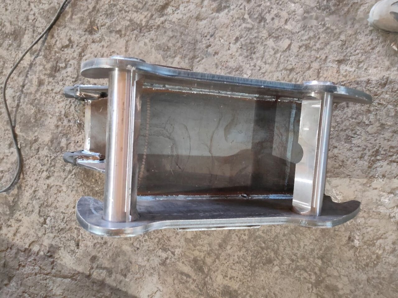 Komatsu PC45 - 굴삭기 버킷 : 사진 1 Komatsu PC45 - 굴삭기 버킷 : 사진 1