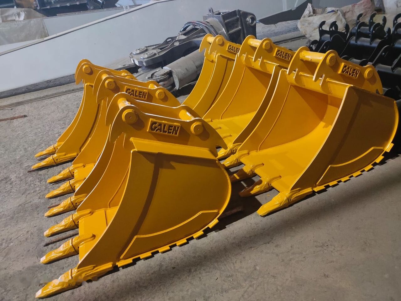 Komatsu PC45 - 굴삭기 버킷 : 사진 3 Komatsu PC45 - 굴삭기 버킷 : 사진 3