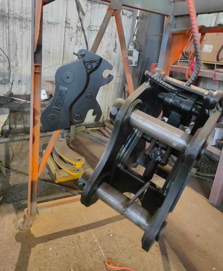 Sany SY35 - 퀵 커플러 굴착기 용 : 사진 3 Sany SY35 - 퀵 커플러 굴착기 용 : 사진 3