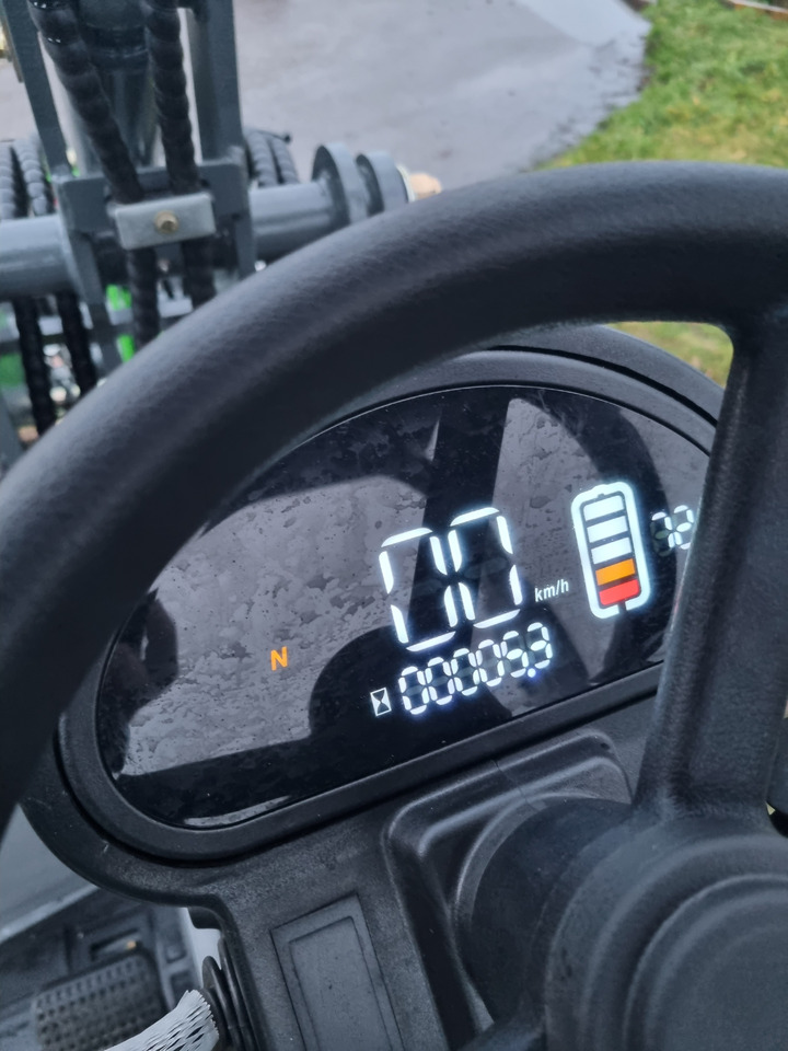 WCM L2110e E-Power - 휠 로더 : 사진 1 WCM L2110e E-Power - 휠 로더 : 사진 1