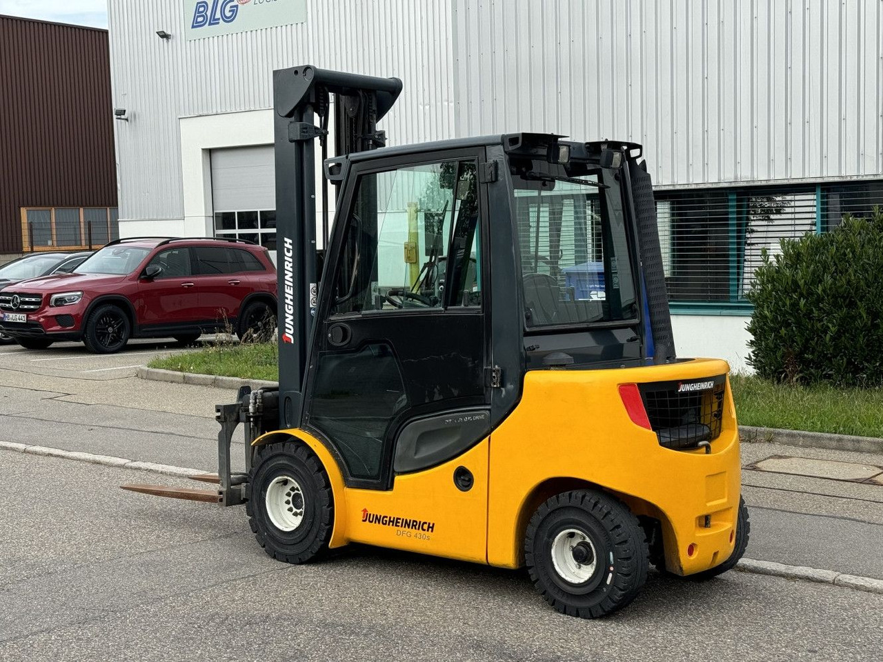 Jungheinrich DFG 430s 600DZ 3t Triplex 6m Zinkenverst. Seiten - 디젤 지게차 : 사진 5 Jungheinrich DFG 430s 600DZ 3t Triplex 6m Zinkenverst. Seiten - 디젤 지게차 : 사진 5