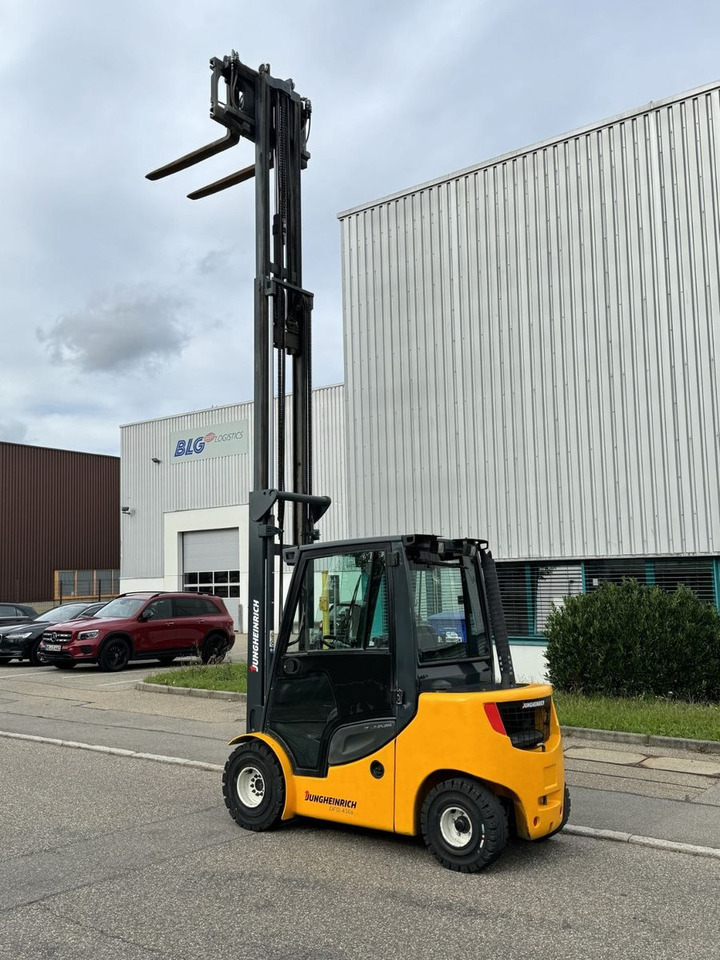Jungheinrich DFG 430s 600DZ 3t Triplex 6m Zinkenverst. Seiten - 디젤 지게차 : 사진 3 Jungheinrich DFG 430s 600DZ 3t Triplex 6m Zinkenverst. Seiten - 디젤 지게차 : 사진 3