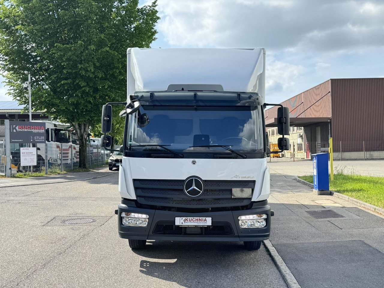 Mercedes-Benz Atego 1221 L Koffer 6,1m LBW AHK Klima TOP - 박스 트럭 : 사진 2 Mercedes-Benz Atego 1221 L Koffer 6,1m LBW AHK Klima TOP - 박스 트럭 : 사진 2