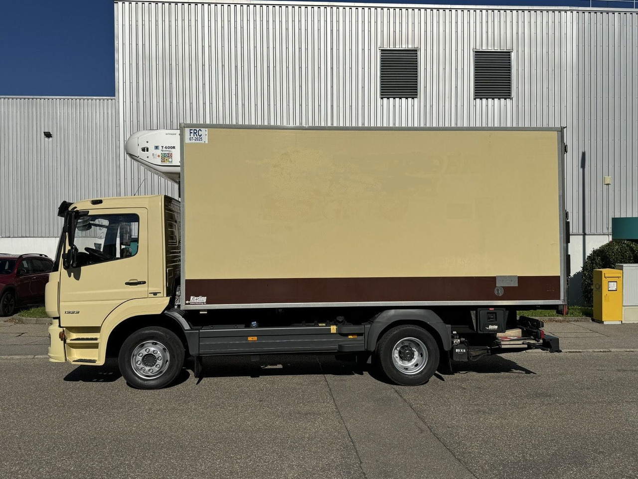 Mercedes-Benz Atego 1323L 4-Fleisch-Rohrbahnen TK T600R ATM - 냉동탑차 : 사진 5 Mercedes-Benz Atego 1323L 4-Fleisch-Rohrbahnen TK T600R ATM - 냉동탑차 : 사진 5