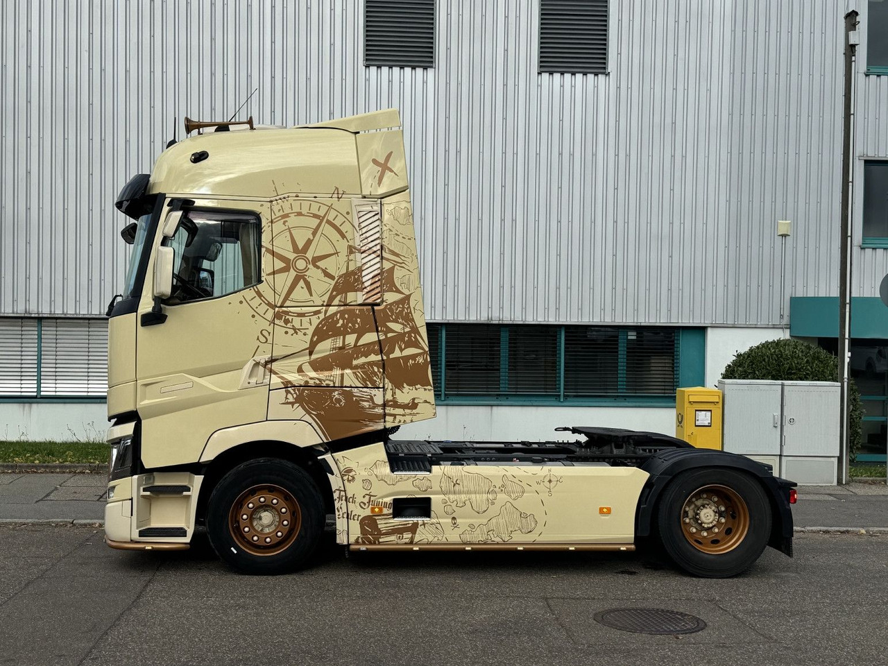 Renault T520 HIGHCAB TTC-Umbau 2-Tanks Retarder Standkli - 트랙터 유닛 : 사진 5 Renault T520 HIGHCAB TTC-Umbau 2-Tanks Retarder Standkli - 트랙터 유닛 : 사진 5