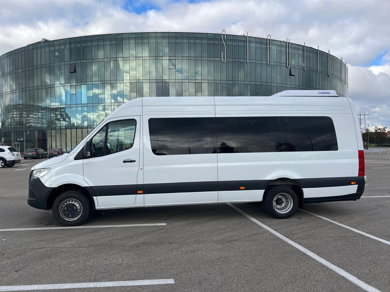 Mercedes-Benz Sprinter 517 Komfort XL, 21 SS - 소형 버스, 승합차 : 사진 4 Mercedes-Benz Sprinter 517 Komfort XL, 21 SS - 소형 버스, 승합차 : 사진 4