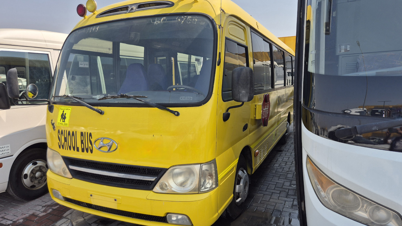 Toyota Coaster // Hyundai County... 30 places ... Climatisé - 소형 버스, 승합차 : 사진 2 Toyota Coaster // Hyundai County... 30 places ... Climatisé - 소형 버스, 승합차 : 사진 2