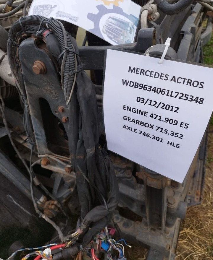 Mercedes-Benz Actros truck - 프레임/ 시 트럭 용 : 사진 1 Mercedes-Benz Actros truck - 프레임/ 시 트럭 용 : 사진 1