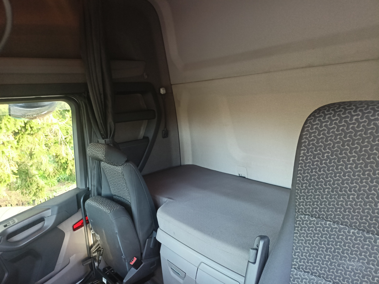 SCANIA R500 6x2 - 캡 새시 트럭 : 사진 5 SCANIA R500 6x2 - 캡 새시 트럭 : 사진 5