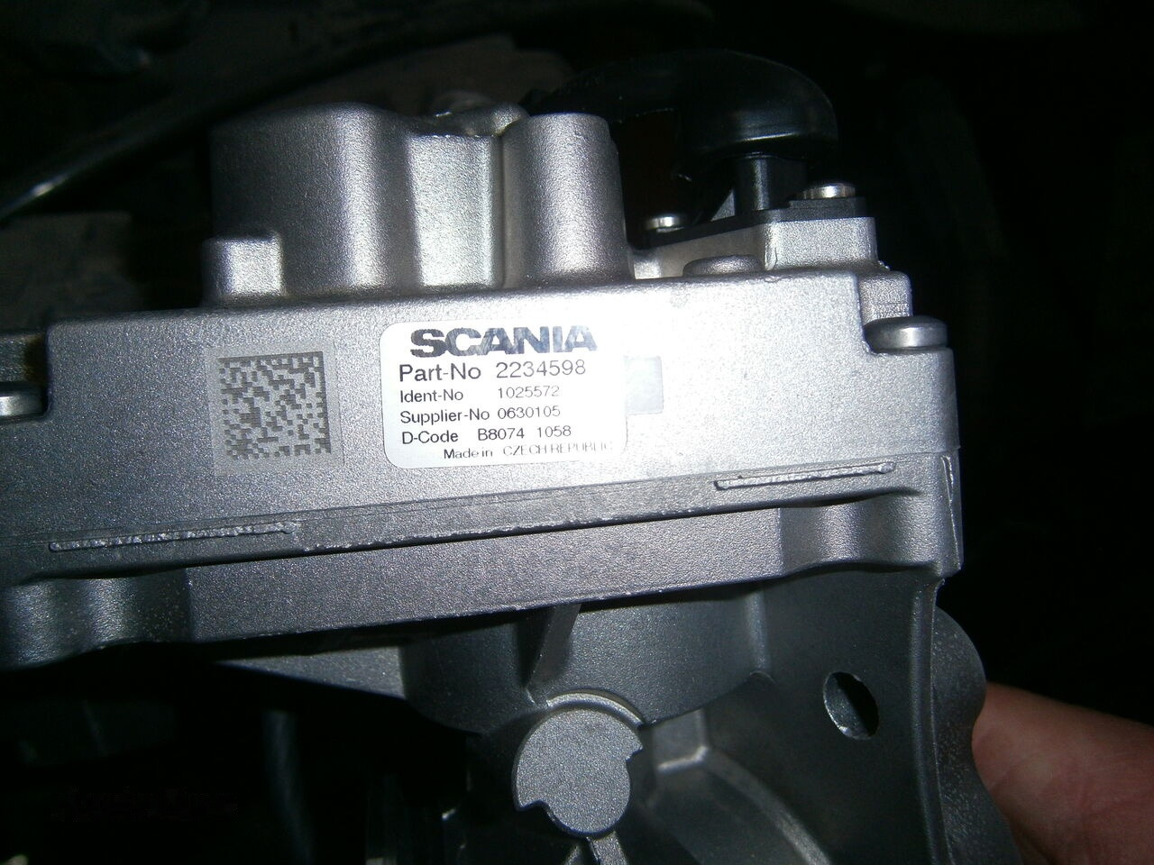 Scania S R N G truck - 흡입 매니폴드 트럭 용 : 사진 1 Scania S R N G truck - 흡입 매니폴드 트럭 용 : 사진 1