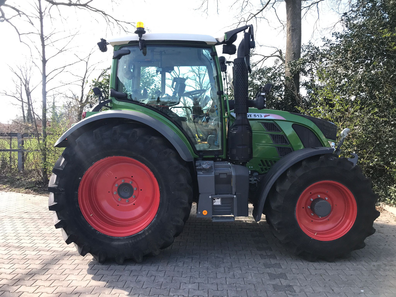 FENDT 513 Vario S4 PowerPlus - 장궤형 트랙터 : 사진 2 FENDT 513 Vario S4 PowerPlus - 장궤형 트랙터 : 사진 2