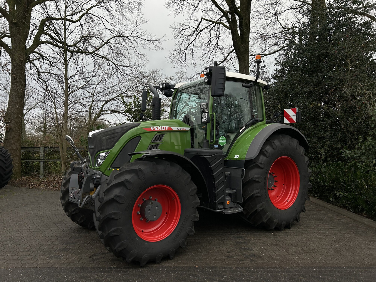 Fendt 724 Vario Gen6 ProfiPlus setting 2 - 장궤형 트랙터 : 사진 1 Fendt 724 Vario Gen6 ProfiPlus setting 2 - 장궤형 트랙터 : 사진 1