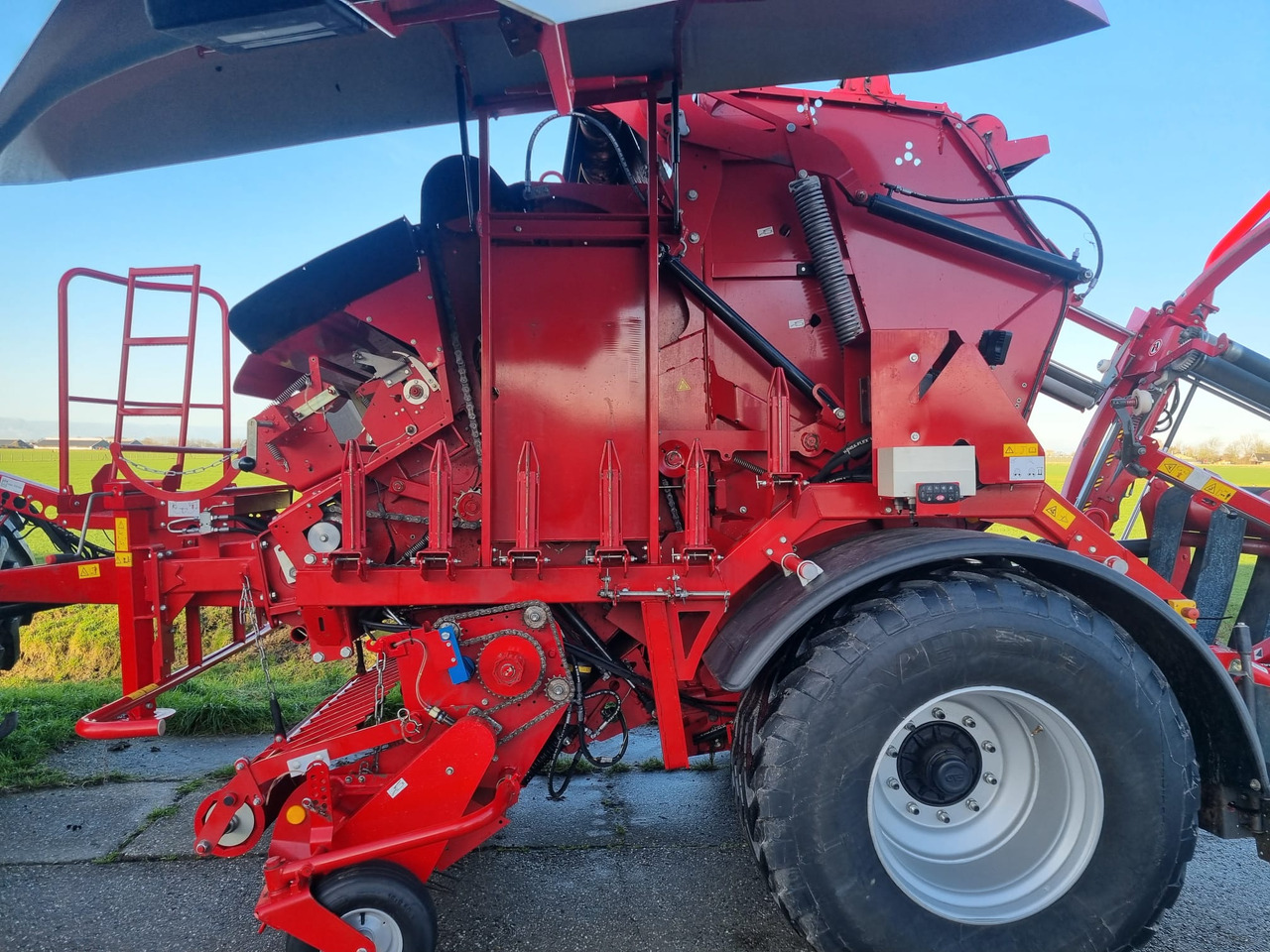 Lely Welger RPC160V - 베일 포장기 : 사진 5 Lely Welger RPC160V - 베일 포장기 : 사진 5