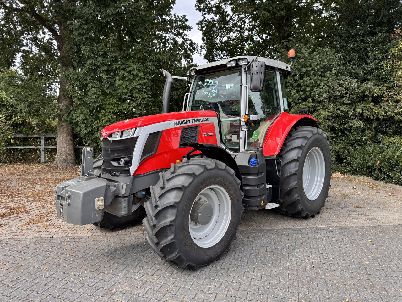 MASSEY FERGUSON 7s.180 Dyna6 Efficient - 장궤형 트랙터 : 사진 1 MASSEY FERGUSON 7s.180 Dyna6 Efficient - 장궤형 트랙터 : 사진 1