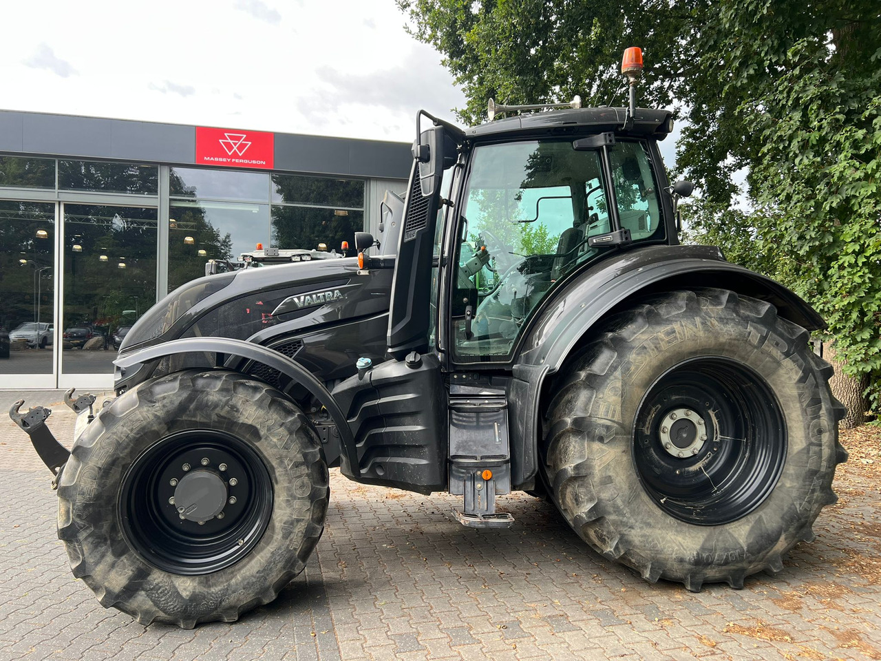 VALTRA T174 Versu - 장궤형 트랙터 : 사진 2 VALTRA T174 Versu - 장궤형 트랙터 : 사진 2