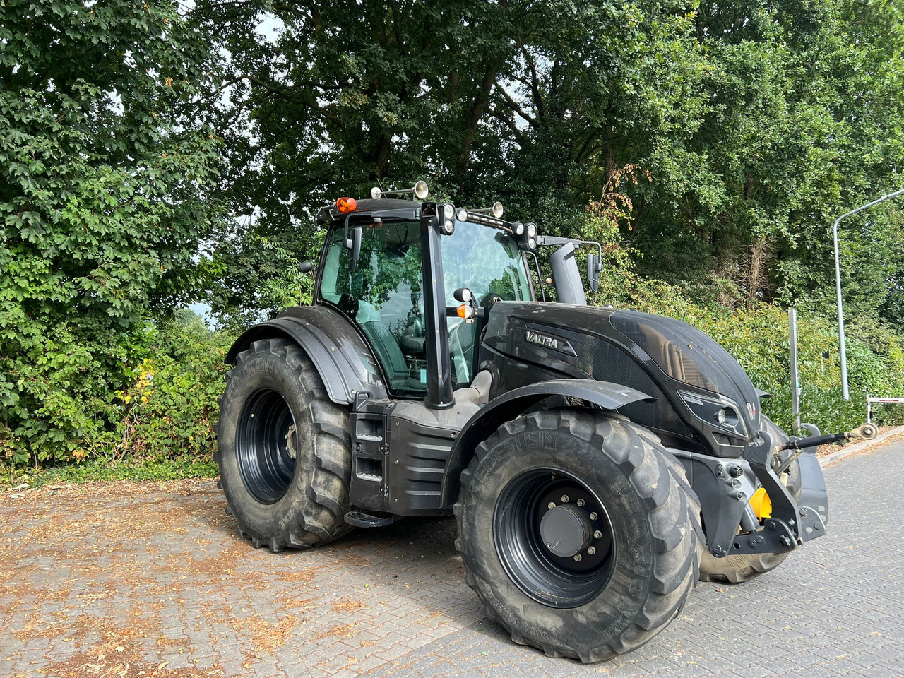 Valtra T174 Versu - 장궤형 트랙터 : 사진 3 Valtra T174 Versu - 장궤형 트랙터 : 사진 3