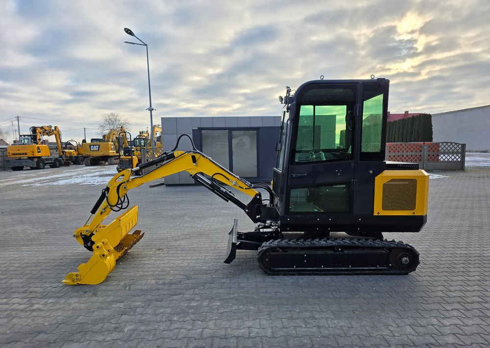 Kubota RIPPA R340, WAGA 3T, SILNIK KUBOTA V1505, 18.2 kW - 미니 굴삭기 : 사진 2 Kubota RIPPA R340, WAGA 3T, SILNIK KUBOTA V1505, 18.2 kW - 미니 굴삭기 : 사진 2