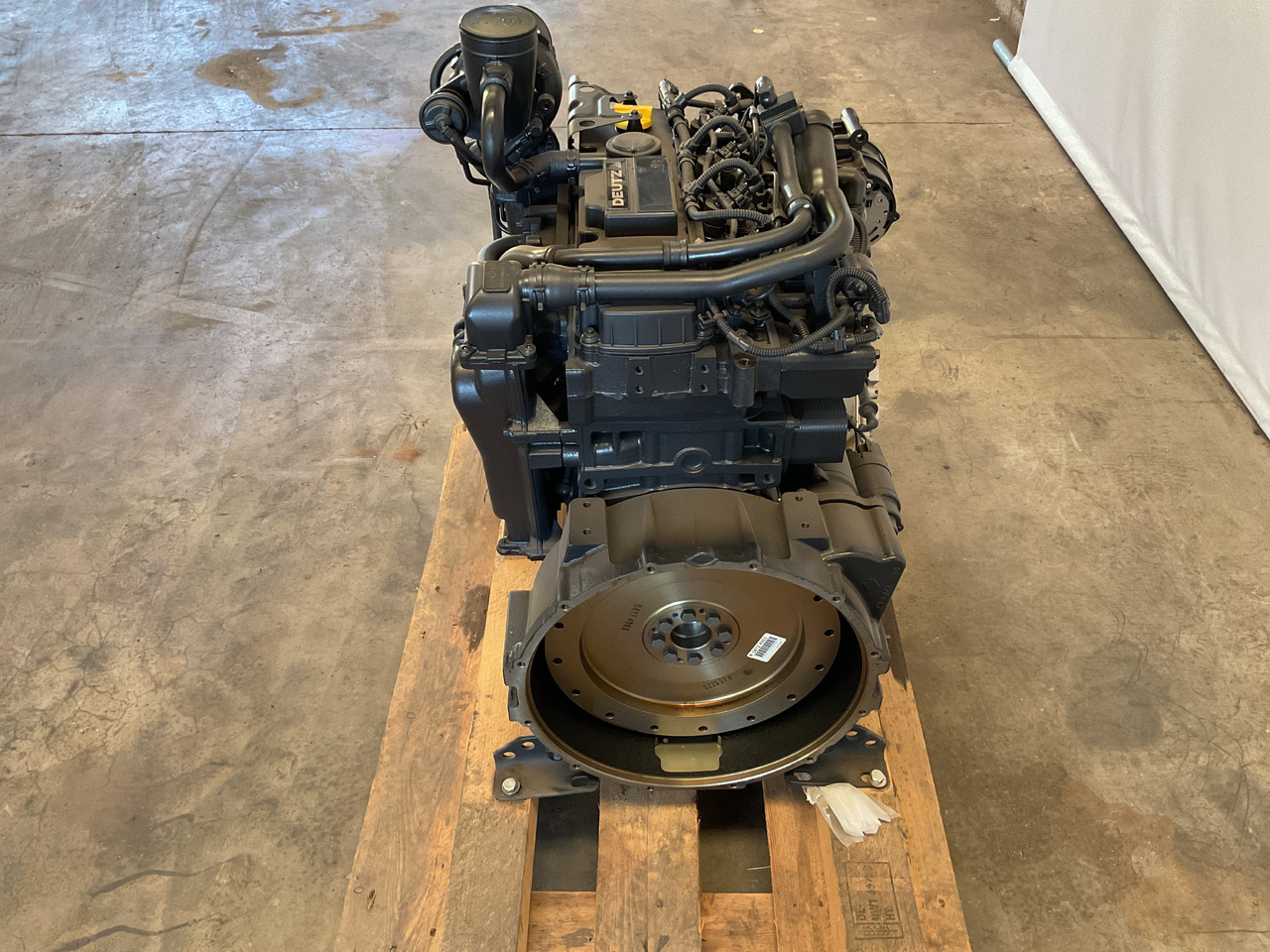 Deutz TCD 3.6 L4 (1) - 엔진 : 사진 4 Deutz TCD 3.6 L4 (1) - 엔진 : 사진 4