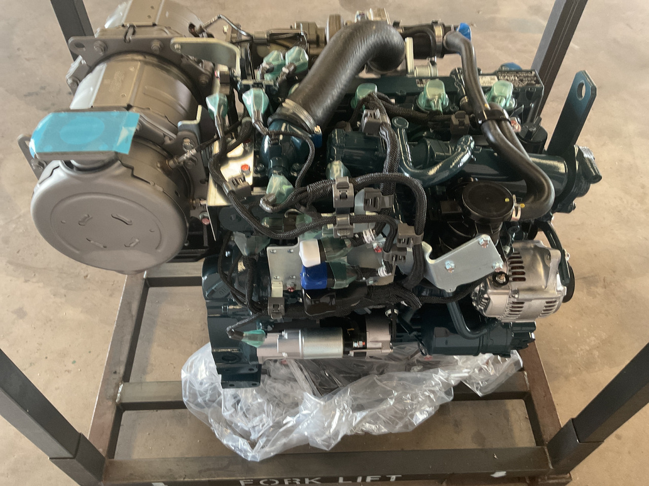 Kubota V3307 CR-T - 엔진 : 사진 5 Kubota V3307 CR-T - 엔진 : 사진 5