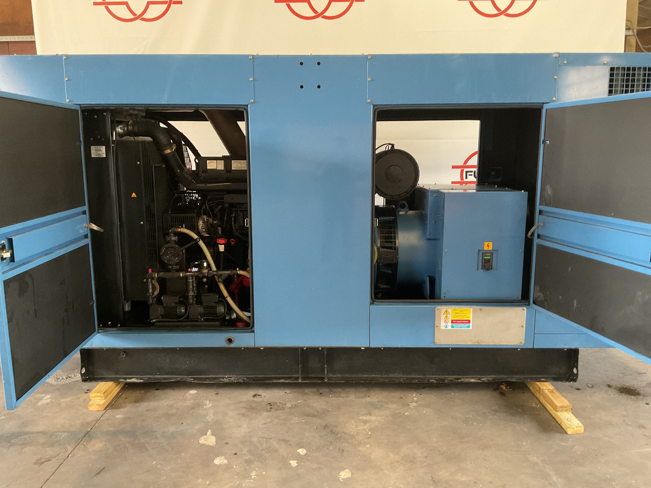 Volvo 500KVA, Generatorset. Like brand new. 98 Running hours since new! - 발전기 세트 : 사진 1 Volvo 500KVA, Generatorset. Like brand new. 98 Running hours since new! - 발전기 세트 : 사진 1