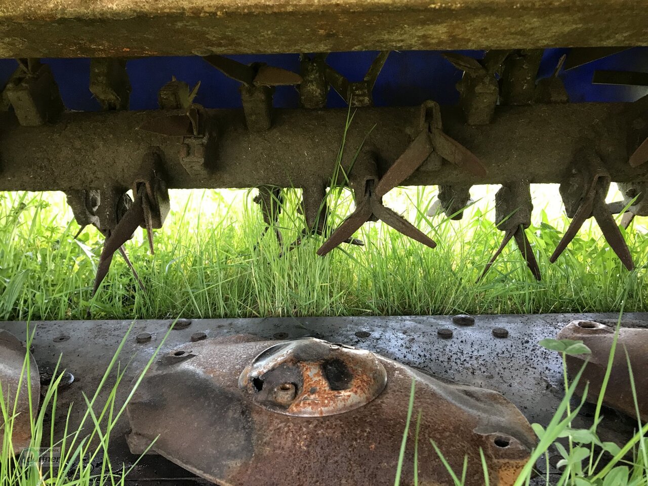 모어 CLAAS Disco 8550 C : 사진 10 모어 CLAAS Disco 8550 C : 사진 10