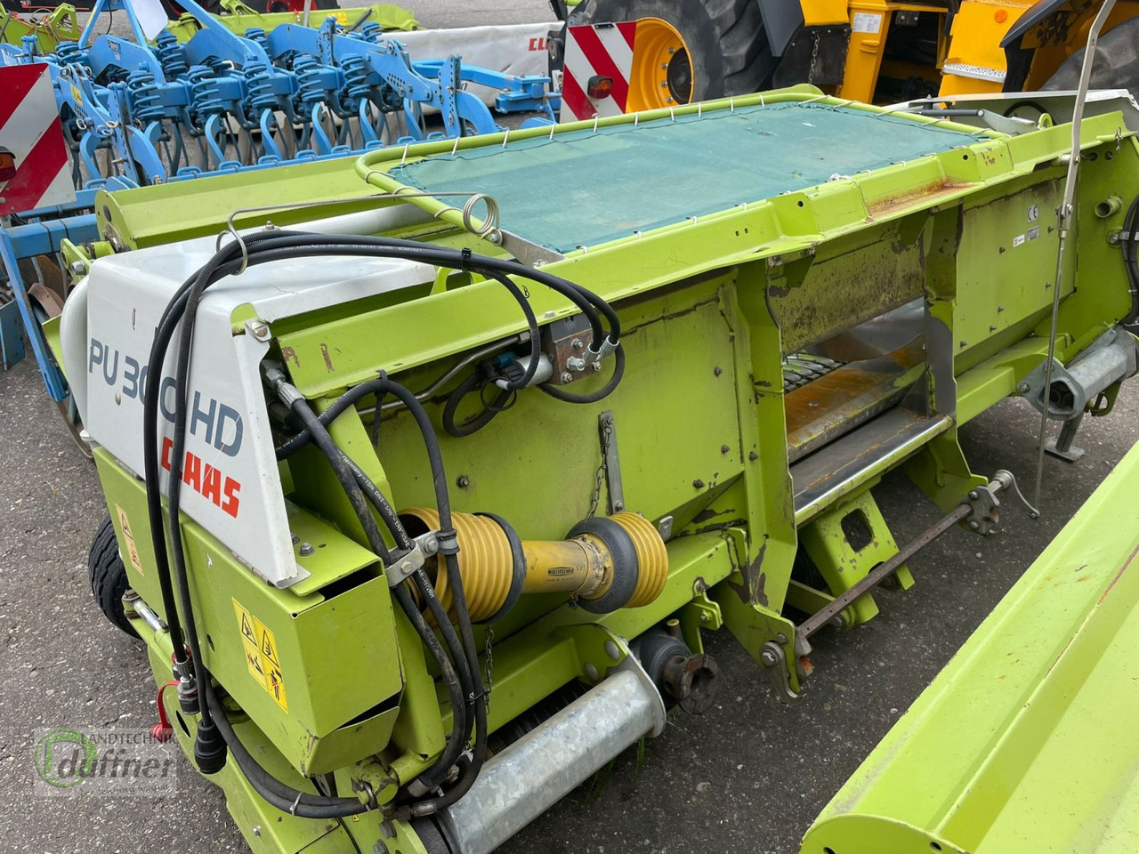 CLAAS PU 300 HD - 콤바인 헤더 트레일러 : 사진 3 CLAAS PU 300 HD - 콤바인 헤더 트레일러 : 사진 3