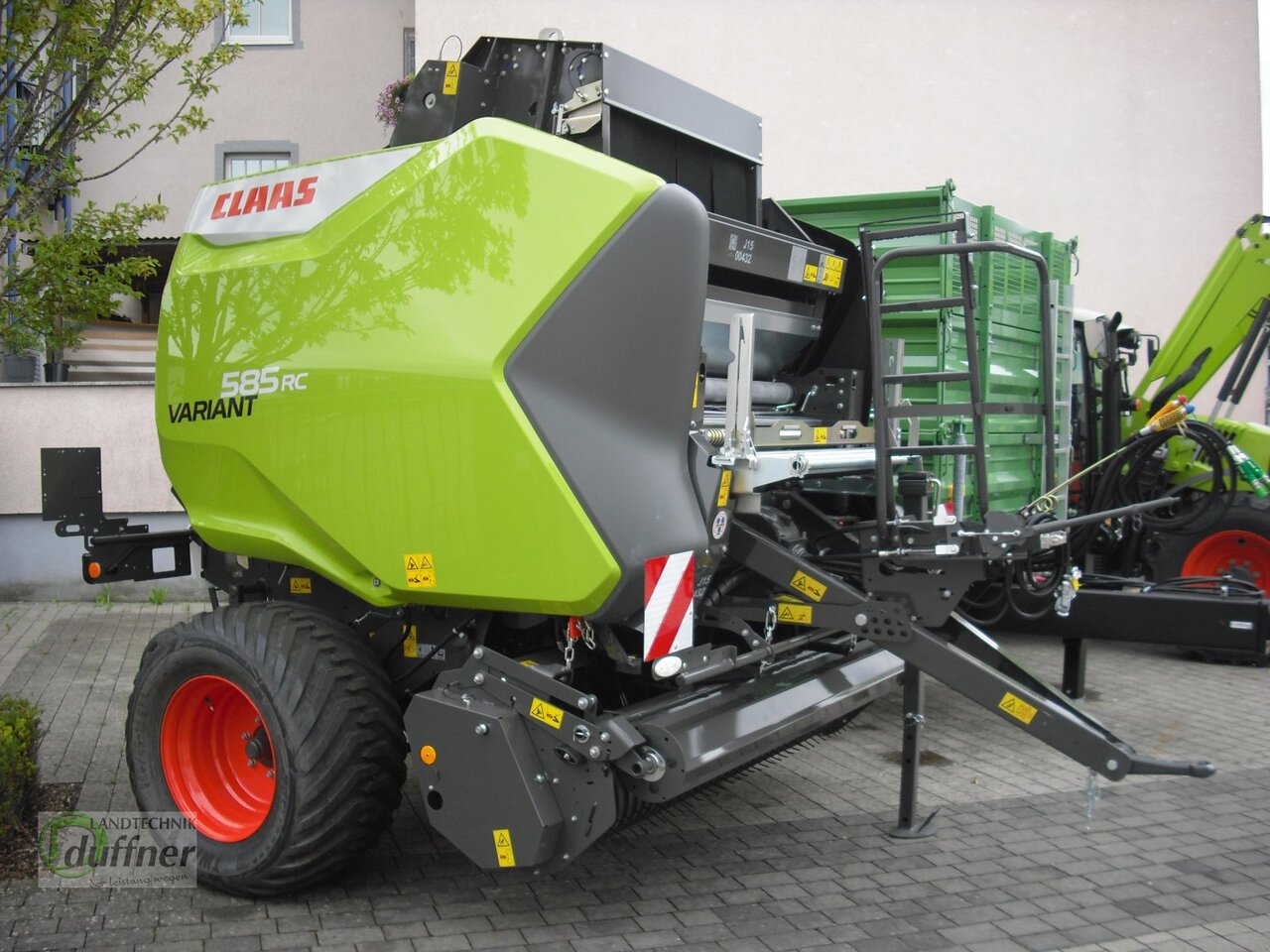 CLAAS Variant 585 RC Pro - 원형 베일러 : 사진 1 CLAAS Variant 585 RC Pro - 원형 베일러 : 사진 1
