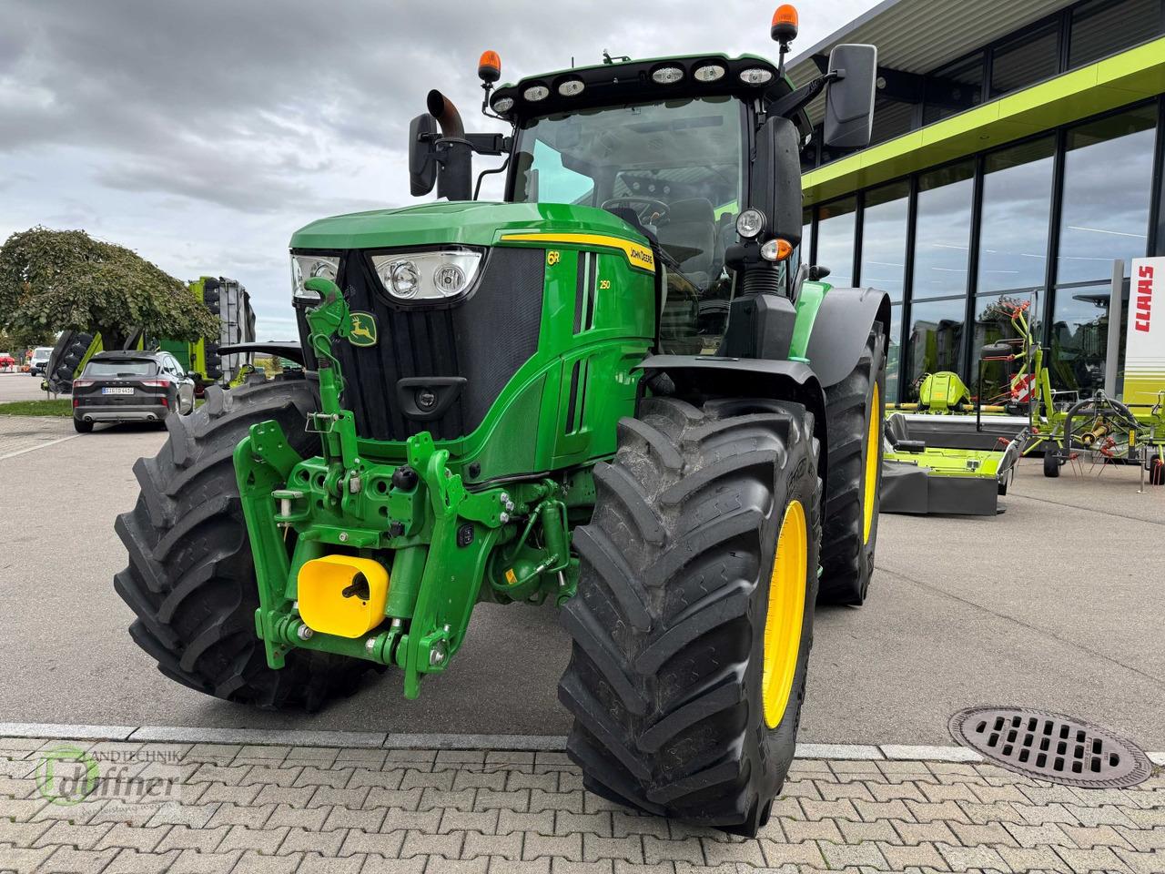 John Deere 6R 250 - 장궤형 트랙터 : 사진 3 John Deere 6R 250 - 장궤형 트랙터 : 사진 3