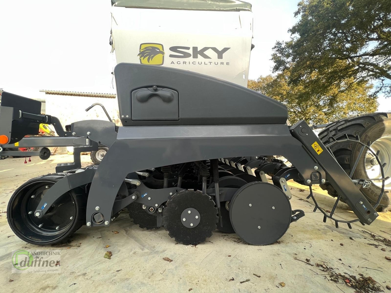 Sky Erasydrill Fertisem PS 250 - 파종기 : 사진 4 Sky Erasydrill Fertisem PS 250 - 파종기 : 사진 4