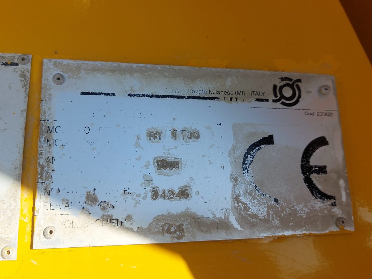 ASTRA HD7 6438 CIFA RY1100 - 콘크리트 믹서 트럭 : 사진 2 ASTRA HD7 6438 CIFA RY1100 - 콘크리트 믹서 트럭 : 사진 2