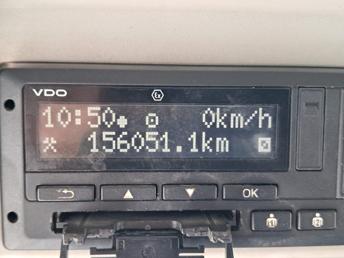 콘크리트 믹서 트럭 ASTRA HD9 8450 CIFA RY1300 : 사진 8