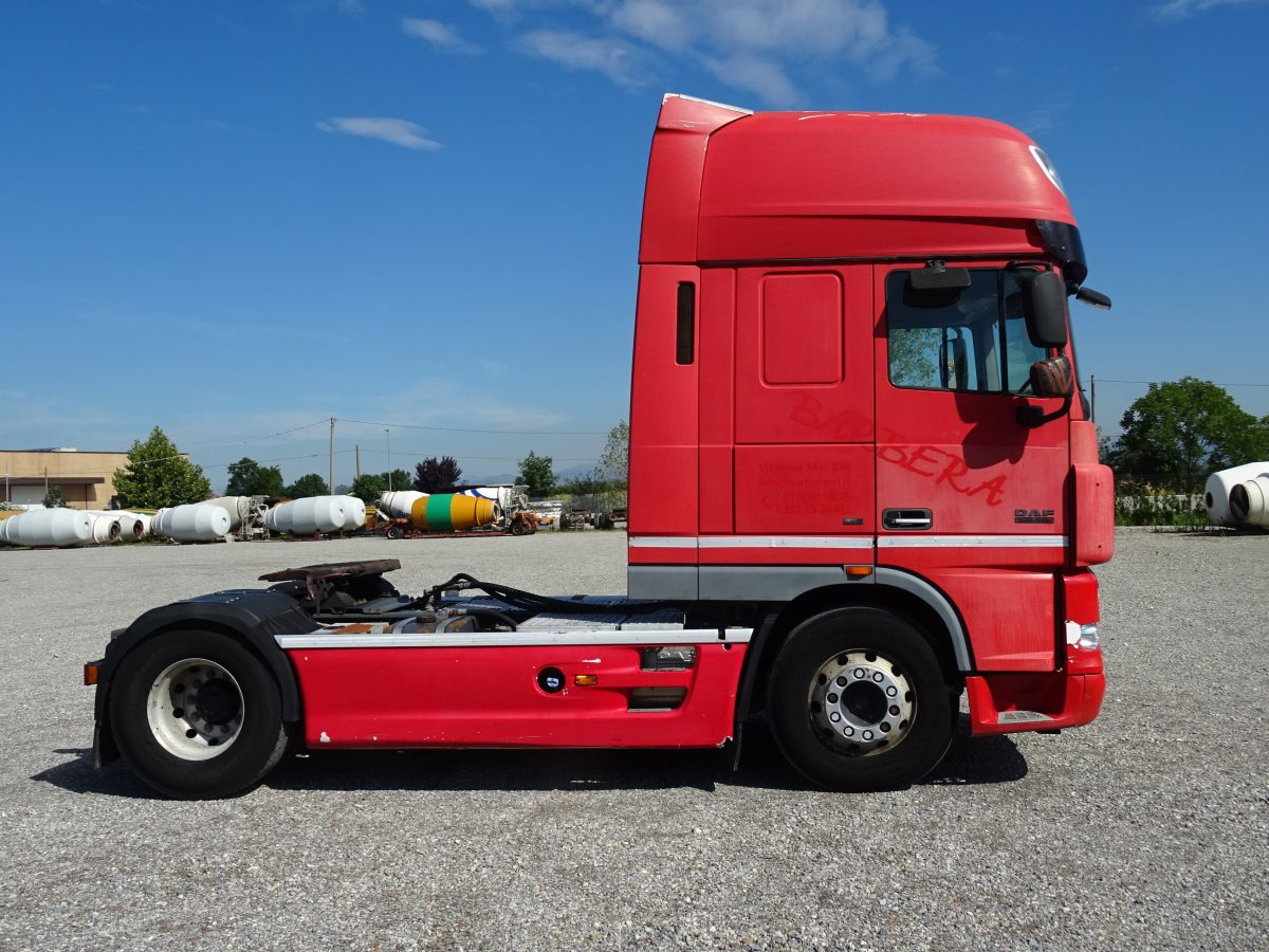 DAF XF 105.480 - 트랙터 유닛 : 사진 4 DAF XF 105.480 - 트랙터 유닛 : 사진 4
