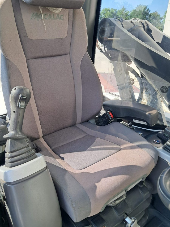 MECALAC 12MTX - 휠 굴삭기 : 사진 5 MECALAC 12MTX - 휠 굴삭기 : 사진 5