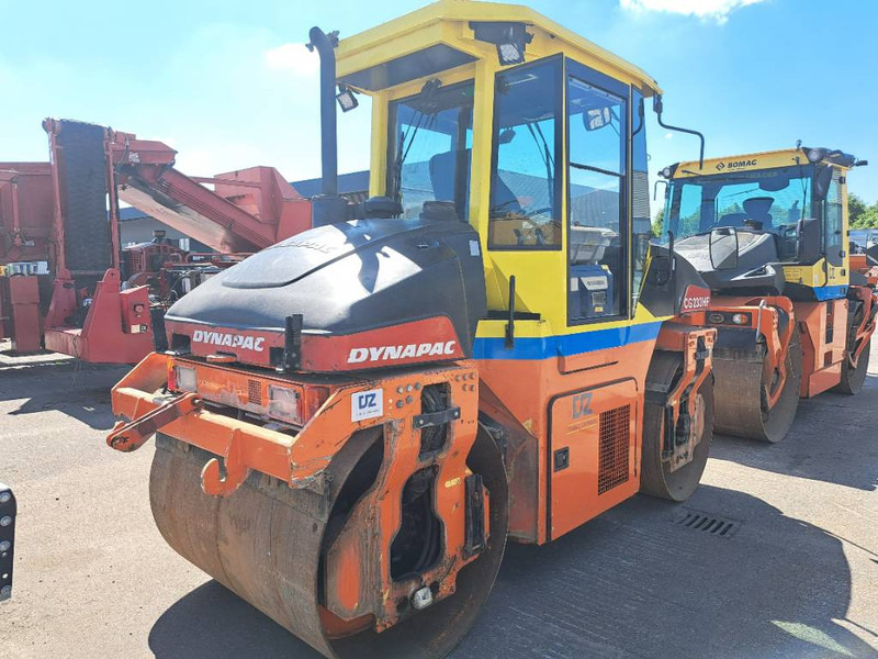 Dynapac CG 233 HF - 롤러 : 사진 1 Dynapac CG 233 HF - 롤러 : 사진 1