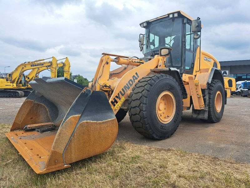 Hyundai HL940 - 휠 로더 : 사진 1 Hyundai HL940 - 휠 로더 : 사진 1