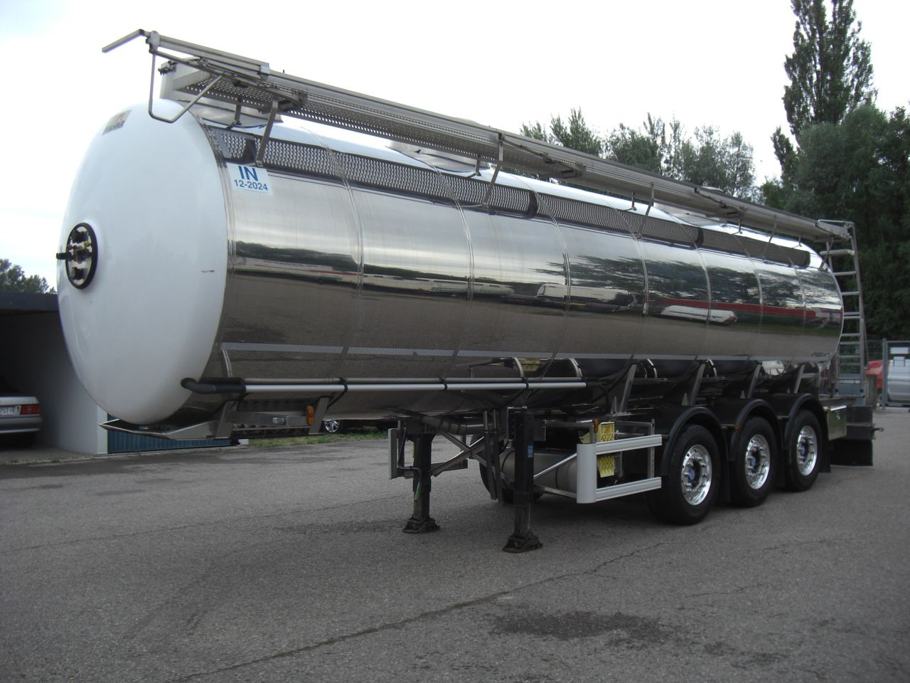 Magyar SRMAGD / BIERTANKER - 유조 세미 트레일러 : 사진 1 Magyar SRMAGD / BIERTANKER - 유조 세미 트레일러 : 사진 1