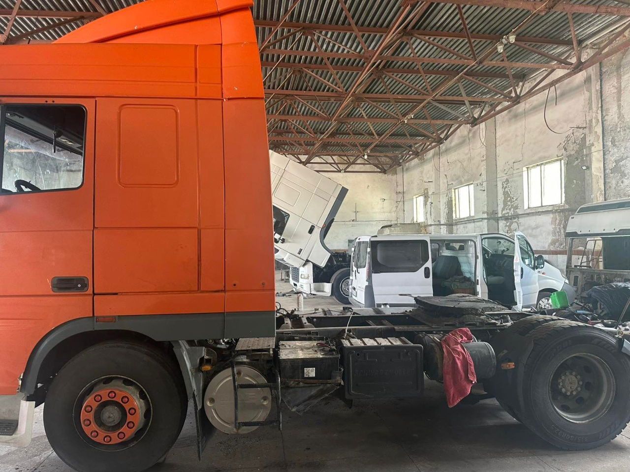 DAF XF 95 Tractor unit - 트랙터 유닛 : 사진 4 DAF XF 95 Tractor unit - 트랙터 유닛 : 사진 4