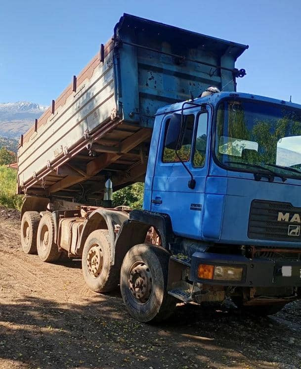 MAN 41.402 - 덤프트럭 : 사진 2 MAN 41.402 - 덤프트럭 : 사진 2