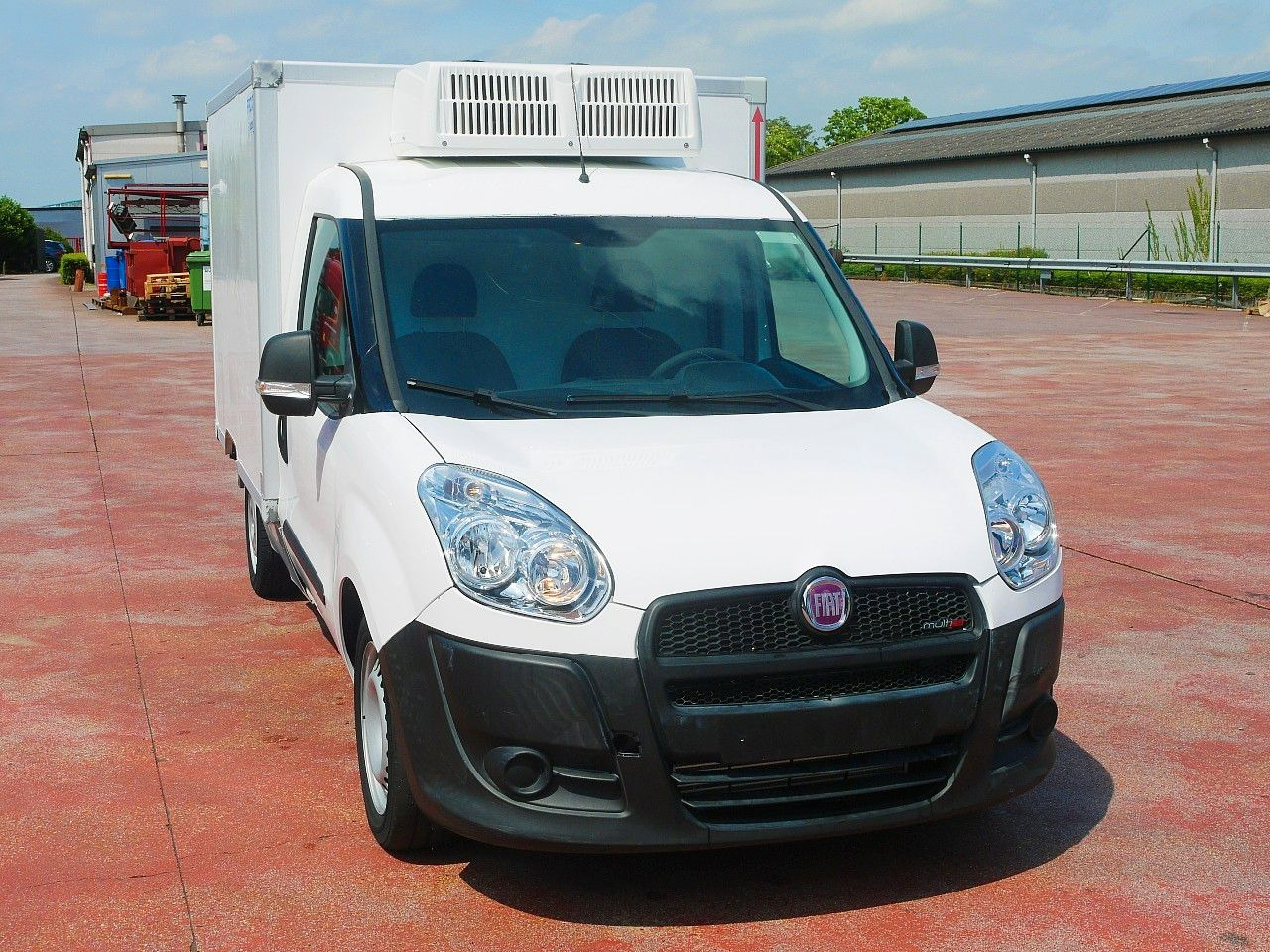Fiat DOBLO 1.6 KUHKOFFER RELEC FROID TR22 -20C - 냉동 밴 : 사진 1 Fiat DOBLO 1.6 KUHKOFFER RELEC FROID TR22 -20C - 냉동 밴 : 사진 1