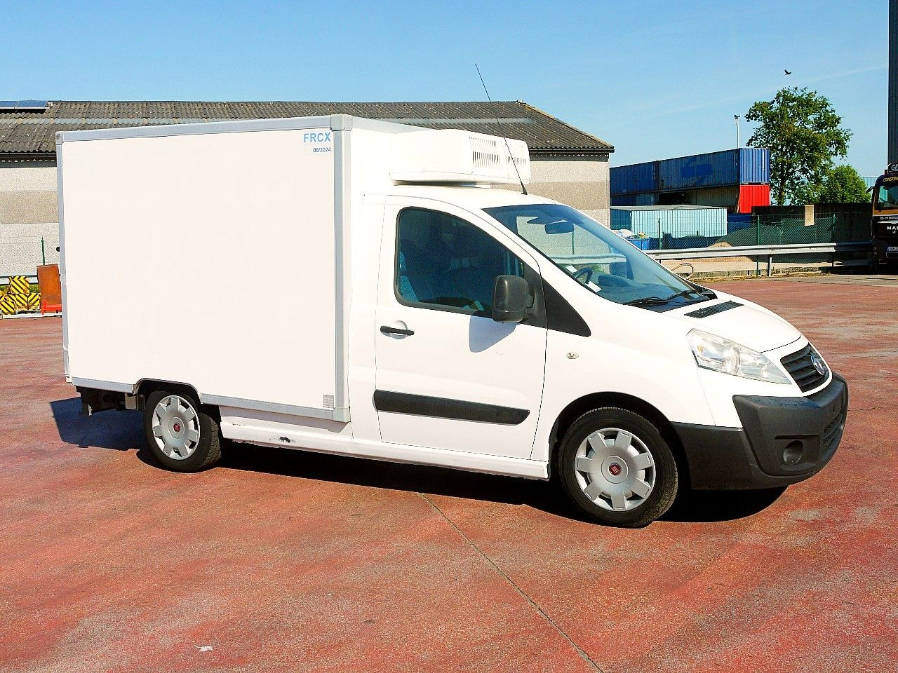 Fiat SCUDO 2.0 KUHKOFFER RELEC FROID TR 22 -20C - 냉동 밴 : 사진 2 Fiat SCUDO 2.0 KUHKOFFER RELEC FROID TR 22 -20C - 냉동 밴 : 사진 2