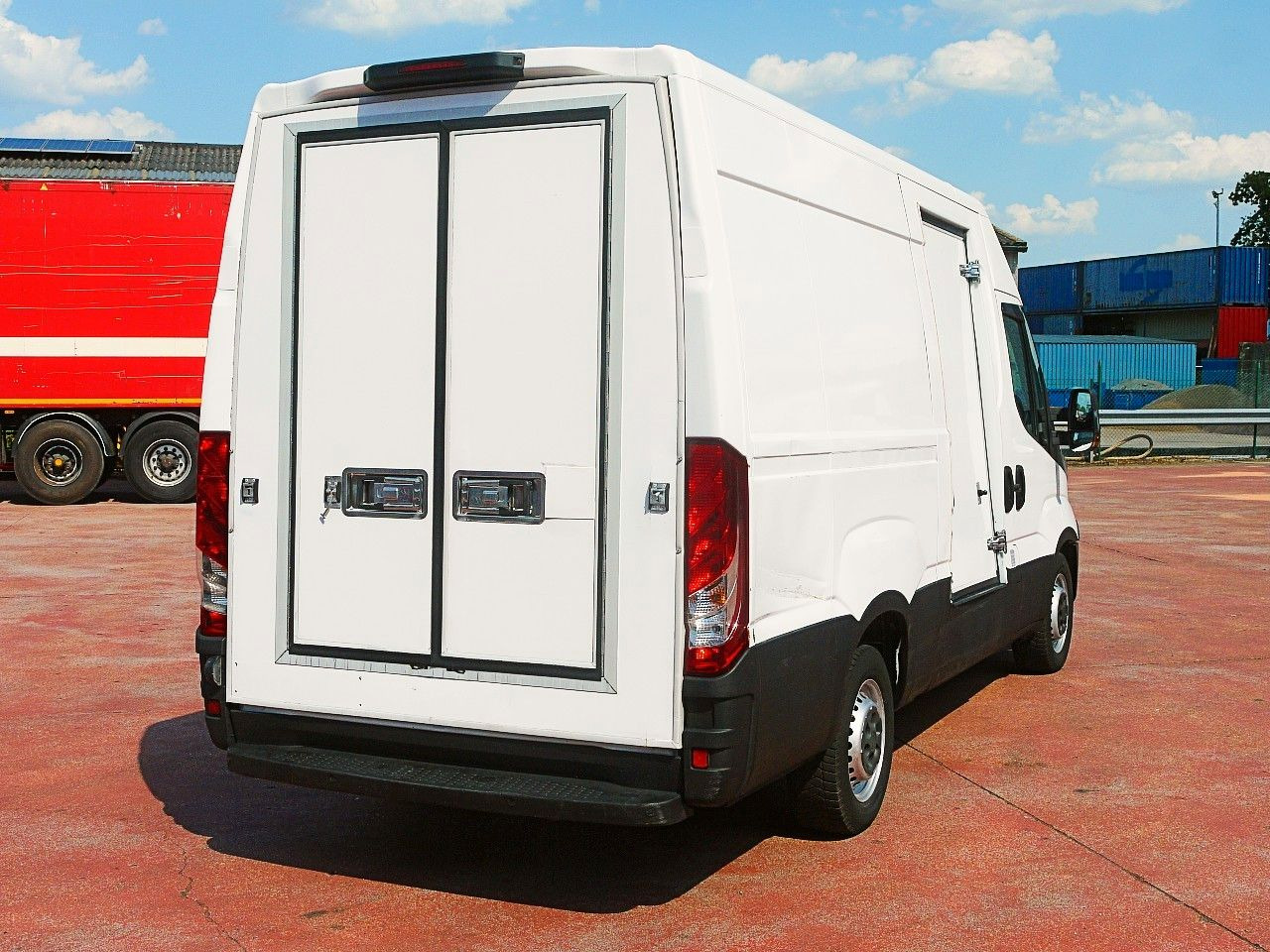 냉동 밴 Iveco 35S13 DAILY KUHLKASTENWAGEN THERMOKING V300 MULT : 사진 6 냉동 밴 Iveco 35S13 DAILY KUHLKASTENWAGEN THERMOKING V300 MULT : 사진 6