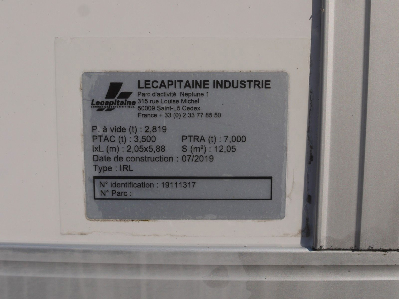 Iveco 35S14 DAILY ISOTHERMKOFFER LADEBORDWAND luft fed - 냉동 밴 : 사진 4 Iveco 35S14 DAILY ISOTHERMKOFFER LADEBORDWAND luft fed - 냉동 밴 : 사진 4