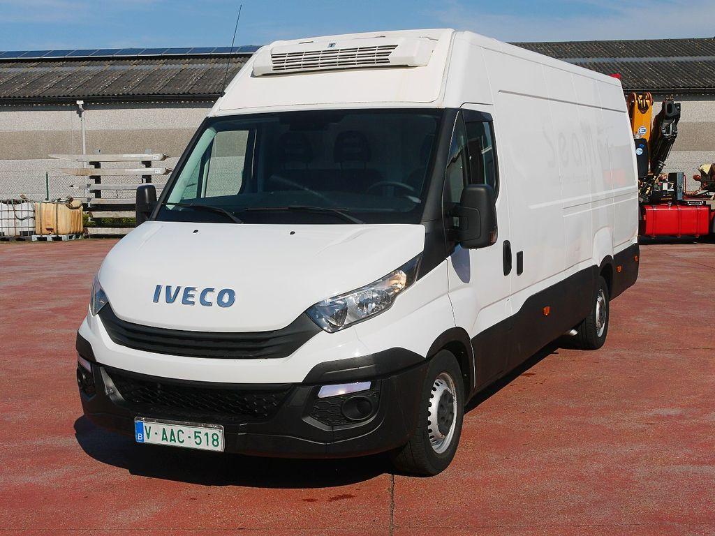 Iveco 35S18 DAILY KUHLKASTENWAGEN THERMOKING V300 MT - 냉동 밴 : 사진 5 Iveco 35S18 DAILY KUHLKASTENWAGEN THERMOKING V300 MT - 냉동 밴 : 사진 5