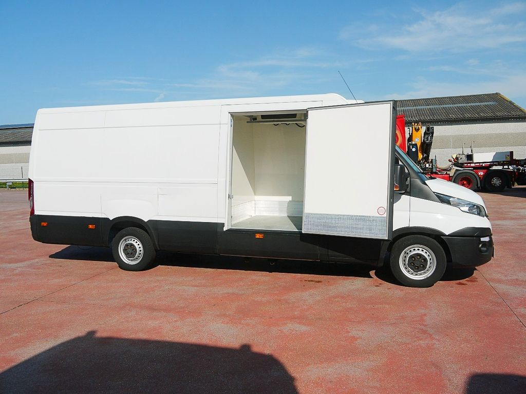 Iveco 35S18 DAILY KUHLKASTENWAGEN THERMOKING V300 MT - 냉동 밴 : 사진 3 Iveco 35S18 DAILY KUHLKASTENWAGEN THERMOKING V300 MT - 냉동 밴 : 사진 3