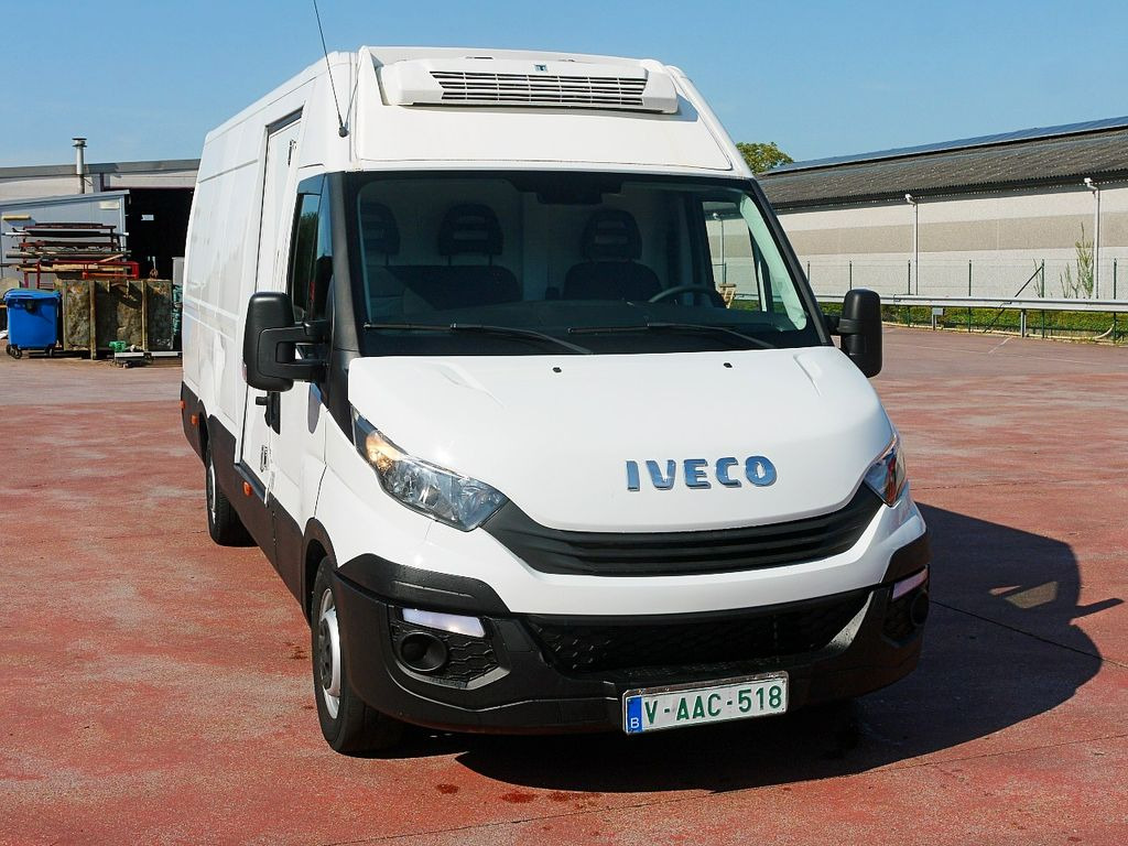 Iveco 35S18 DAILY KUHLKASTENWAGEN THERMOKING V300 MT - 냉동 밴 : 사진 1 Iveco 35S18 DAILY KUHLKASTENWAGEN THERMOKING V300 MT - 냉동 밴 : 사진 1