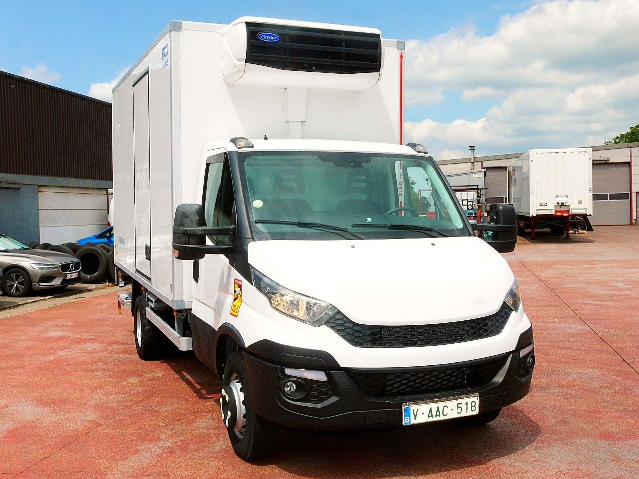 Iveco 70C17 KUHLKOFFER CARRIER XARIOS 500 A/C LUFT LBW - 냉동 밴 : 사진 1 Iveco 70C17 KUHLKOFFER CARRIER XARIOS 500 A/C LUFT LBW - 냉동 밴 : 사진 1