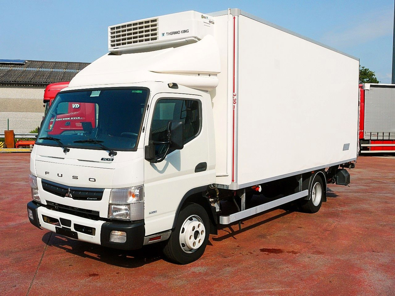 Mitsubishi FUSO CANTER 3.0 KUHLKOFFER THERMOKING V800 MT AC - 냉동 밴 : 사진 4 Mitsubishi FUSO CANTER 3.0 KUHLKOFFER THERMOKING V800 MT AC - 냉동 밴 : 사진 4