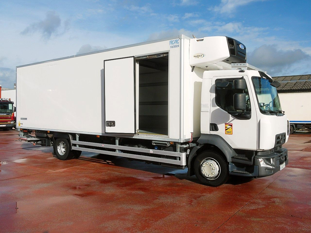 Renault D 16.250 KUHLKOFFER CARRIER SUPRA 1150MT A/C - 냉동탑차 : 사진 3 Renault D 16.250 KUHLKOFFER CARRIER SUPRA 1150MT A/C - 냉동탑차 : 사진 3