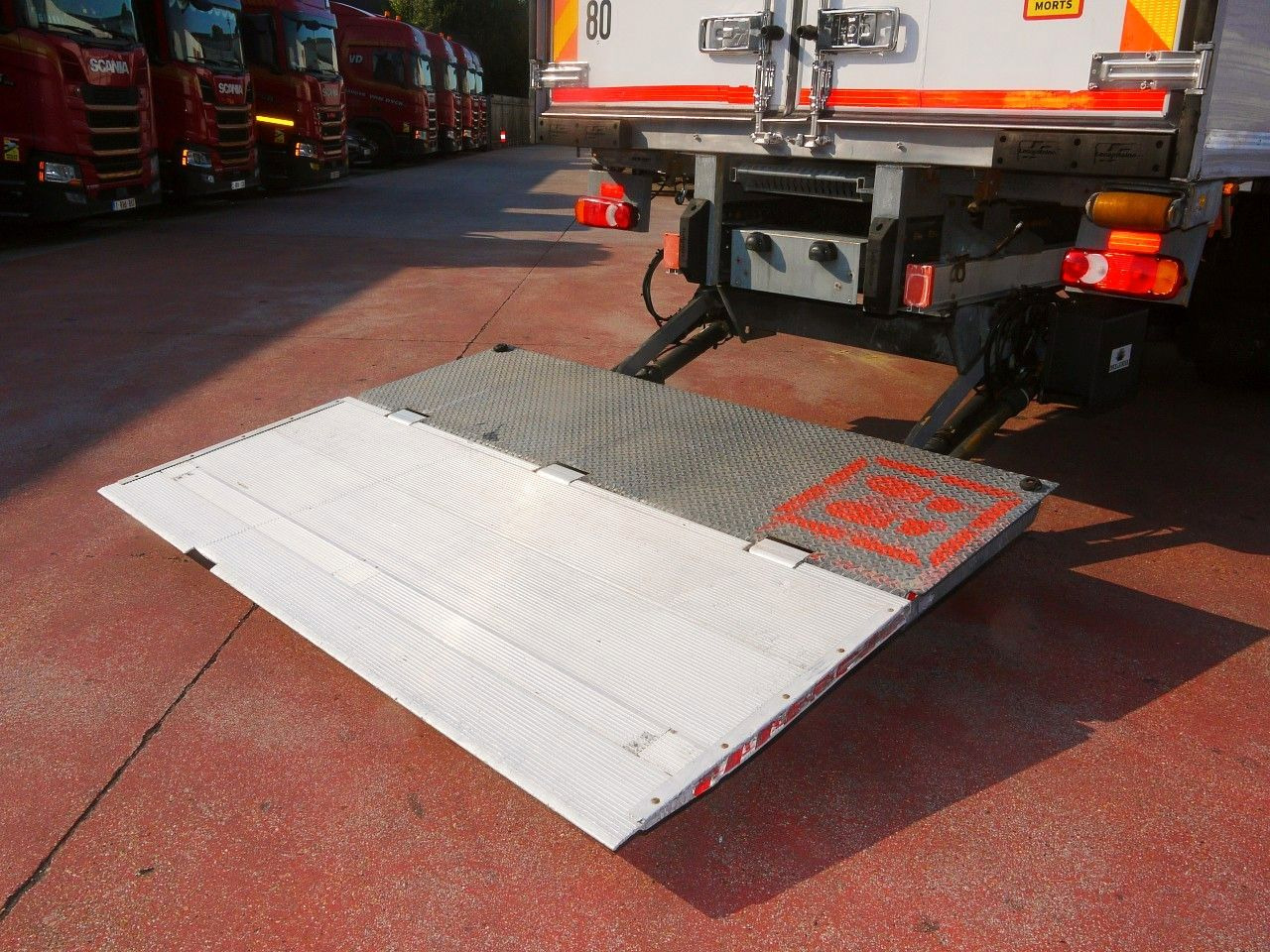 냉동탑차 Renault D19 280 KUHLKOFFER CARRIER SUPRA 1150 MT : 사진 17